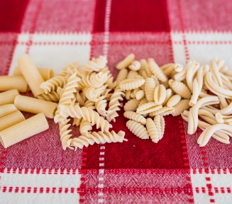 Featured image for “Made in New England: Meet Carol and Giulio of Seven Hills Pasta Co.”